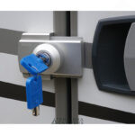 CONJUNTO DE 2 FECHOS IMC PARA CAMPER VANS